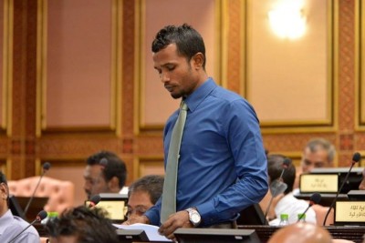 އަދަބުގެ ބާވަތް ބަދަލުކުރުމުގެ ބާރު ރައީސަށް ލިބިދޭ އިސްލާހު ކޮމެޓީން ފާސްކޮށްފި