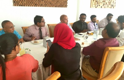 އީސީގެ ފުރަތަމަ ކޮފީގައި ނޫސްވެރިންނަށް ދިން ޔަގީންކަން