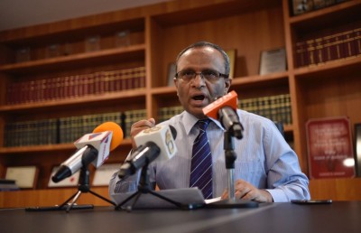 ހުސްނުއް ސުއޫދު ސަސްޕެންޑްކޮށްފި