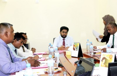 އިތުރު ތިން ކައުންސިލެއްގެ މެމްބަރުންތަކެއް ސަސްޕެންޑުކޮށްފި