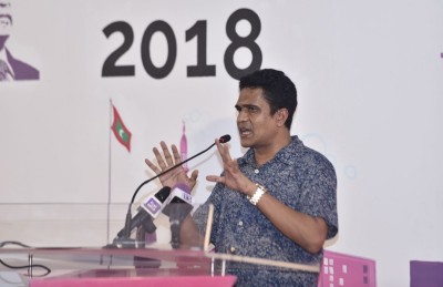 ރައީސް ޔާމީން މަގާމަށް ފިޓުކަން ދައްކައިދީފި: ނިހާން