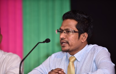 މަޖިލީހުގެ ތަޅުން ހުހަށް، މަސައްކަތްތައް ހުއްޓިފައި!