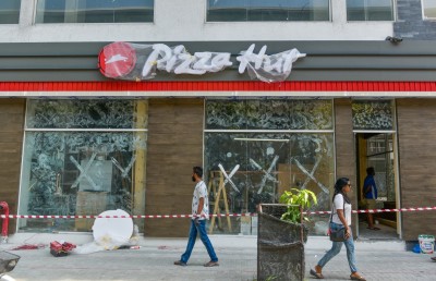 މާލޭގައި ޕިއްޒާ ހަޓް އަންނަ ބުރާސްފަތީގައި ހުޅުވަނީ، ކޭއެފްސީ ވެސް ވަރަށް އަވަހަށް ހުޅުވާނެ