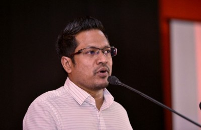 މެމްބަރު އިމްތިޔާޒުގެ ފާސްޕޯޓު ހިފަހައްޓައިފި