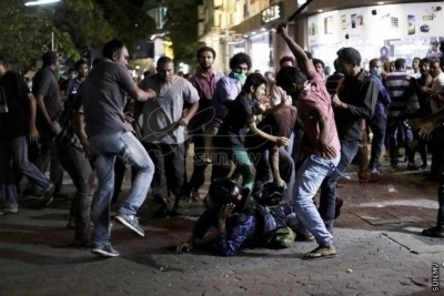 މޭޑޭ މުޒާހަރާގައި ފުލުހަކަށް ހަމަލާދިން ބައެއް މީހުންނާ ދެކޮޅަށް ހެކިބަސް ދީފި