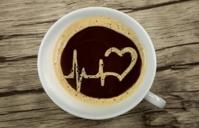 ދުވާލަކު ތިން ތަށި ކޮފީ އަކީ ރަނގަޅު މިންވަރެއް