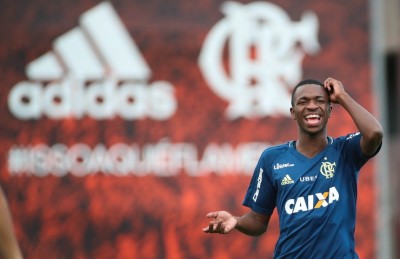 އަހަންނަކީ ދެ ވަނަ ނޭމާއެއް ނޫން: ވިނީޝަސް