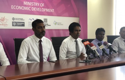 މަސައްކަތުގެ އަގު މަޖޫރީން ބޮޑުކުރާނަމަ، ސަރުކާރުން އެކަމުގެ ތެރެއަށް ވަދެ، މައްސަލަ ހައްލު ކުރާނަން: ސައީދު