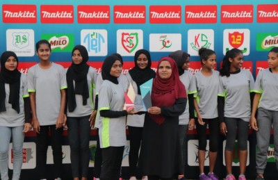 ޖޫނިއާ އެތުލެޓިކްސް ތަށި ރައުހަތާއި ރައިވެރިޔާ އަށް
