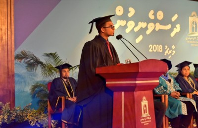 ސާނަވީ ތައުލީމީ ނިޒާމް މާލީ ގޮތުން ދެމެހެއްޓެނެވި ގޮތަކަށް ބަދަލުކުރަން ޖެހޭ: މުނައްވަރު