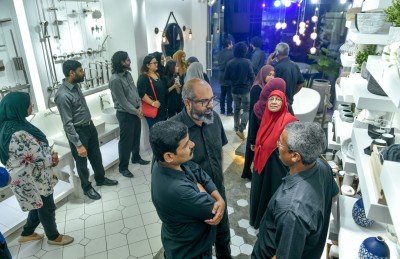 ވެލިގާ ހާޑްވެއާ އިން "ބްލަންކް"ގެ ނަމުގައި އާ ޝޯރޫމް ހުޅުވައިފި