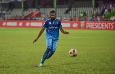 އަޝްފާގަކީ ސުވާލު އުފެއްދޭ ވަރުގެ ކުޅުންތެރިއެއް ނޫން: އަކްރަމް