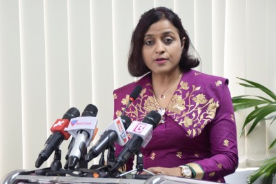 ގާނޫނީ މަންދޫބުންނާ ސްވަޔާ ބައްދަލު ނުކުރެއްވީތީ ކަންބޮޑުވޭ: ފޮރިން މނިސްޓްރީ