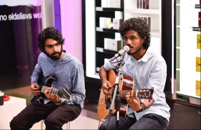 ލެކިއުޓްގެ މޮބައިލް އެޕް ލޯންޗުކޮށްފި