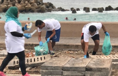 ޑޮކްޓަރުން ނުކުމެ މާލޭން 1.7 ޓަނު ކުނި ހޮވައިފި