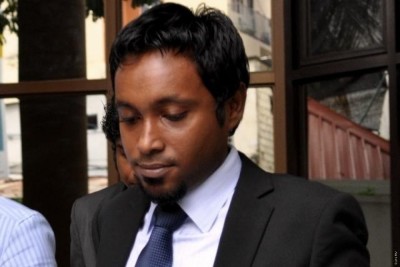 އެސިސްޓެންޓް އޭޖީގެ ދެކަނބަލުން މަސްތުވާތަކެއްޗާ އެކު ހައްޔަރުކޮށްފި