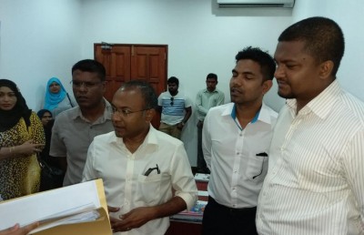 އީސީން ސިޔާސީ ޕާޓީތަކާ ބައްދަލުކުރަން އުޅޭ މަގުސަދެއް ސާފެއް ނުވޭ: އިދިކޮޅު ޕާޓީތައް