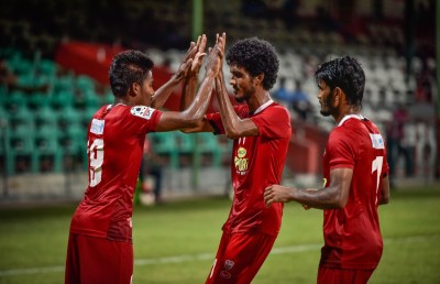 ކްރެޑިޓް ދޭންވީ ކުޅުންތެރިންނަށް: ނިޒާމްބެ