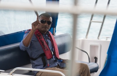 އަރީފް މަސައްކަތް ކުރީ ވަކި މީހަކަށް ވެރިކަން ހޯދައިދޭން: ހޯމް މިނިސްޓަރު