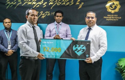 މީރާ އިން ކެއާ ސޮސައިޓީ އަށް 52،000ރ. ހަދިޔާކޮށްފި