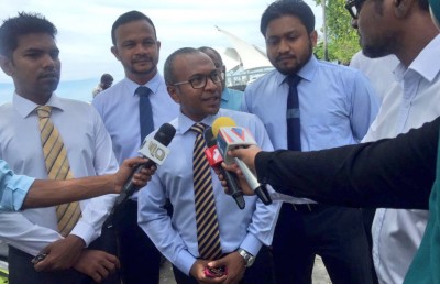 ސުޕްރީމް ކޯޓުގެ އަމުރު ތަންފީޒު ކޮށްދިނުމަށް އެދި އިދިކޮޅު ޕާޓީތަކުން ޕޮލިހަށް