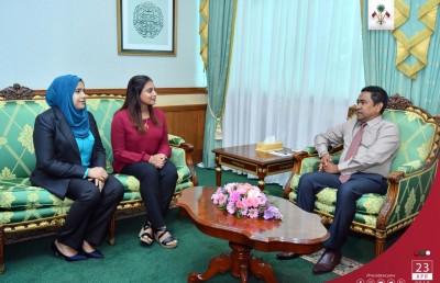 ރާއްޖޭގައި ފުރަތަމަ ޕީއެޗްޑީ ހެދި ދެ ބޭފުޅުންނާ ރައީސް ބައްދަލުކުރައްވައިފި
