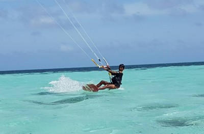 ކާއްޓާއި ދިއްގާދަނޑީގެ އެހީގައި ގޮއިދޫން ކުޅިވަރުގައި ކުރި ދަތުރު