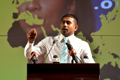 ރިޔާސީލޯންޗު ކޮޅުގައި އެއްޗެއް ގޮއްވާލީ އަދީބުކަމަށް މަހުލޫފު ތުހުމަތުކުރައްވައިފި