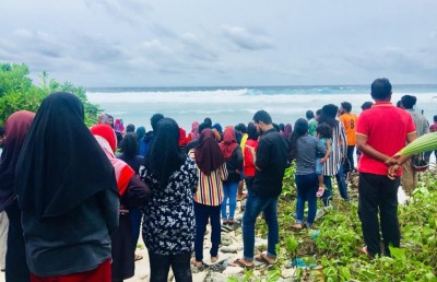 އައްޑޫގައި މޫދަށް އެރުނު ދެ ކުއްޖަކު ގެއްލިގެން ހޯދަނީ