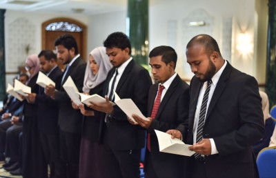 އަތޮޅު ތެރޭގެ ކޯޓުތަކަށް ގިނަ އަދަދަކަށް މެޖިސްޓްރޭޓުން ހޯދަން އިއުލާންކޮށްފި