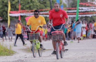 ކުޅިވަރުގެ އިސްވެރިންގެ ޖަލްސާ ކުޅިވަރުގެ މާހައުލެއްގައި