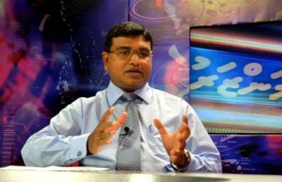 މަދަނީ ބަސްނޭހުމަކުން ނަމަވެސް ގާނޫނީ އިމަށް ރައީސް ވައްދަން ޖެހޭ: އަމީން