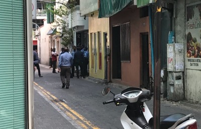 ޕެޕާ ސްޕްރޭ ޖަހައި، މިލިއަނެއްހާ ރުފިޔާ ފޭރިގެންފި