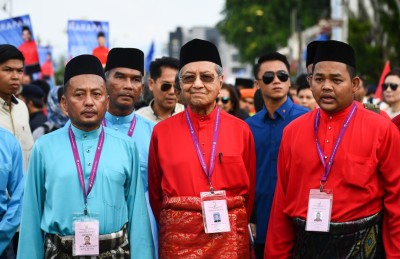 މެލޭޝިއާގެ އާއްމު އިންތިޚާބުގެ ކެމްޕޭން ފަށައިފި