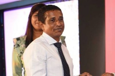 ނަމުގެ ކުރިއަށް ގަލްފް ކްރާފްޓް ނުލުމަށް ހާމިދު އެދިވަޑައިގެންފި