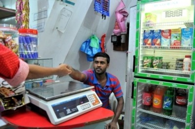 މޯބައިލް ފޯނުގެ ވިޔަފާރި ބިދޭސީން ކުރުން މަނާކޮށްފި