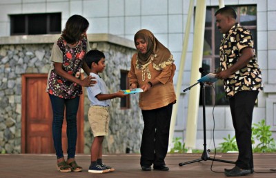 ގޯނާތަކަށް ކުދިން ހޭލުންތެރި ކުރުވަން ހާއްސަ ފޮތެއް ނެރެފި