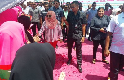 ފަސްޓް ލޭޑީ ފާތުން އަށް ވިލުފުށިން "ފިނިފެންމަލުގެ ފިޔަތަކުގެ" މަރުހަބާއެއް