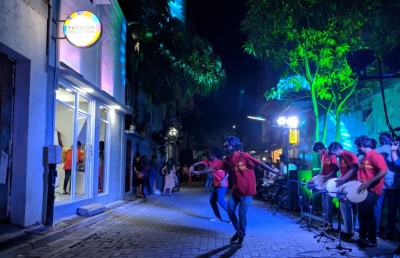 ދިވެހި އުފެއްދުންތައް ވިއްކާ ފެޝަން ކަލެކްޝަން ހުޅުވައިފި