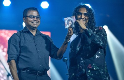އައްފާންގެ އަލަތު އަލްބަމް "ގެނބެންދެން" ނެރެފި