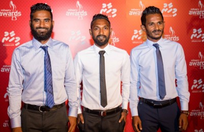 މިހާރު އެވޯޑްސް: މޮޅު ކުޅުންތެރިޔާގެ އެވޯޑާއި ރަން ބޫޓު ސެންޓޭ އަށް