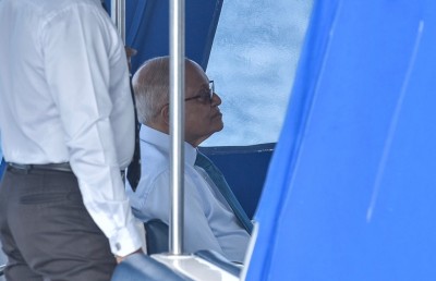 ޑިސެމްބަރުން ފެށިގެން މައުމޫން އުޅުއްވަނީ އަނބުރައިގަންނަ އާލާސްކަންފުޅެއްގައި: އާއިލާ