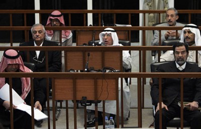 ސައްދާމުގެ ޑިފެންސް މިނިސްޓަރު މިނިވަންކުރެވޭތޯ ބަލަނީ