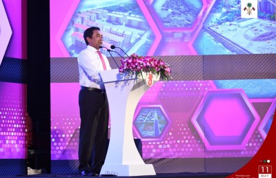 އެންމެ ކޮރަޕްޓް މީހުން ތިބީ އިދިކޮޅުގައި: ރައީސް ޔާމީން