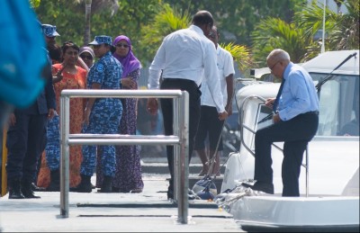 މައުމޫންއާ ބައްދަލުކުރުމުގެ ފުރުސަތު ކާފަބޭފުޅުންނަށް ދޭން އެދެފި