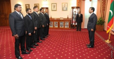 ޓެކްސް އެޕީލް ޓުރެބިއުނަލުގެ މެމްބަރު ކަމަށް، ފަސް ބޭފުޅަކަށް ރުހުން ދީފި
