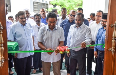 ޔުނިވާސަލުން އިމާރާތްކުރި މިސްކިތް ރައީސް ހުޅުވައިދެއްވައިފި
