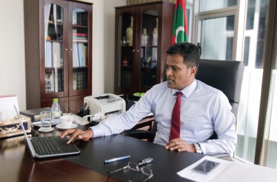 އުމަރުގެ ވެރިކަމެއްގައި ސިޔާސީ ބޭފުޅުންގެ ރަސްމީ ގަޑި އަކީ 6:30