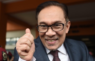 ނަޖީބު ޖަލަށްދާން ޖެހޭނެ ކަމަށް ގަބޫލްކުރަން: އަންވަރު