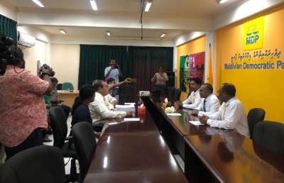 އެމްޑީޕީގެ ޕްރައިމަރީގައި ވާދަކުރެއްވުމަށް ނަޝީދު ފޯމު ހުށަހަޅުއްވައިފި